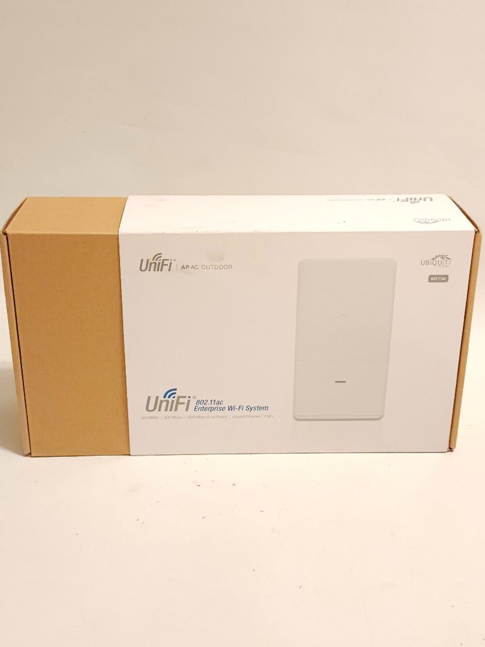 Ubiquiti UniFi UAP-AC Outdoor 802.11ac Enterprise Wi-Fi System